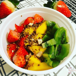 Fresas, piña y kiwi
