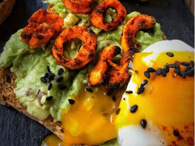 Tostada Aguacate