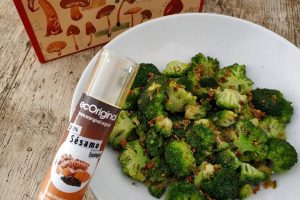 Brocoli con semillas de sésamo