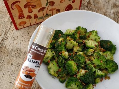 Brocoli con semillas de sésamo